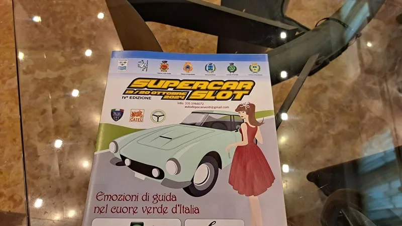 Motori, presentata in Provincia la quarta edizione di “Supercarslot” dedicata alle auto d’epoca e alle supercar